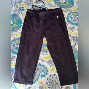 Cropped Capri Leggings